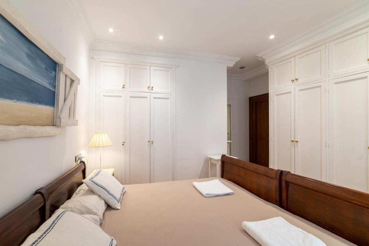 La Concha Cozy Balcony Apartment By Cisan Rentals San Sebastian Bagian luar foto